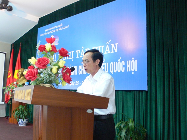 Ảnh hội nghị tập huấn kỹ năng lập pháp dành cho ĐBQH tại Tp.HCM, Hà Nội và Đà Nẵng từ 22-31/8/2011